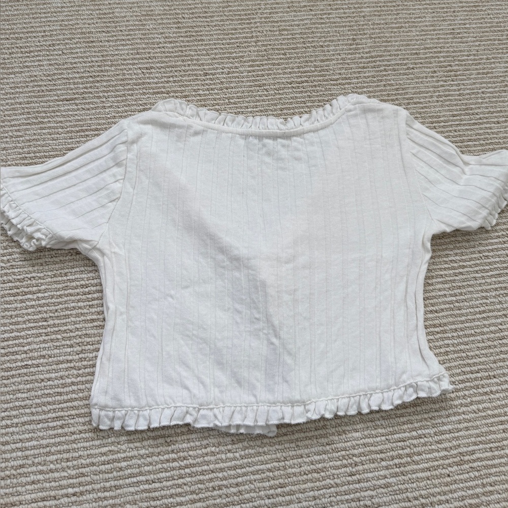 Zara White Button Ruffled V-Neck Top - Picture 5 of 5